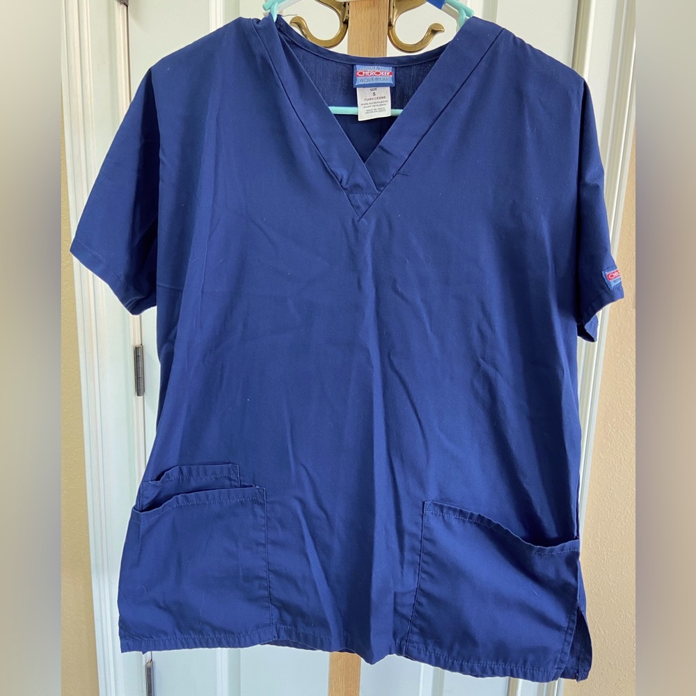 Navy Cherokee scrub set, size small